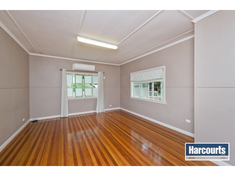 105 Heliopolis Parade, Mitchelton QLD 4053