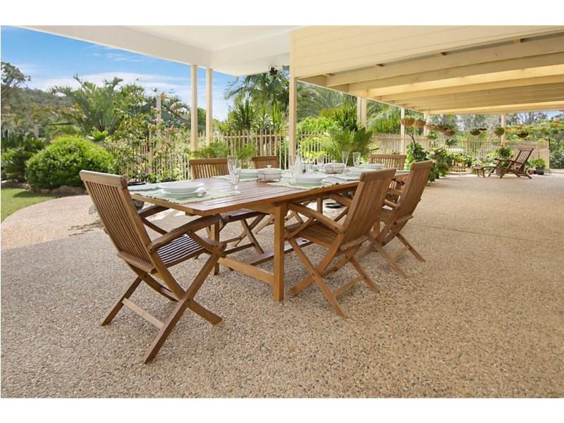 11 Eastwood Place, Samford Valley QLD 4520