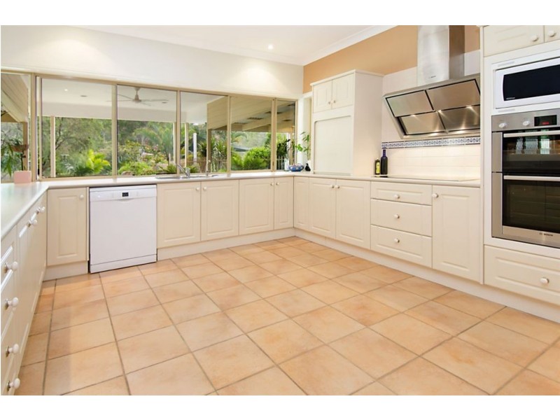 11 Eastwood Place, Samford Valley QLD 4520