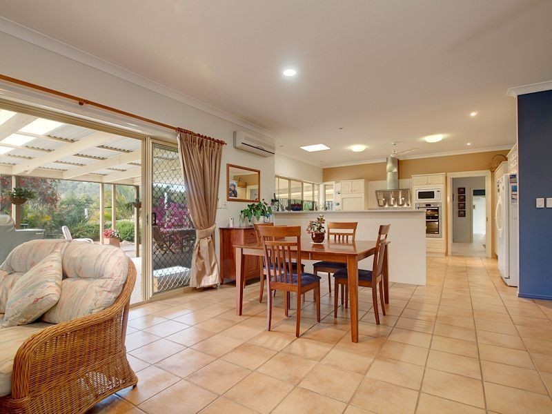 11 Eastwood Place, Samford Valley QLD 4520