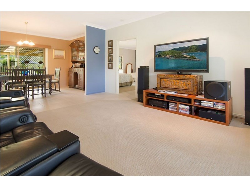 11 Eastwood Place, Samford Valley QLD 4520