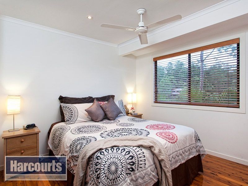 3 Dorset Court, Ferny Hills QLD 4055