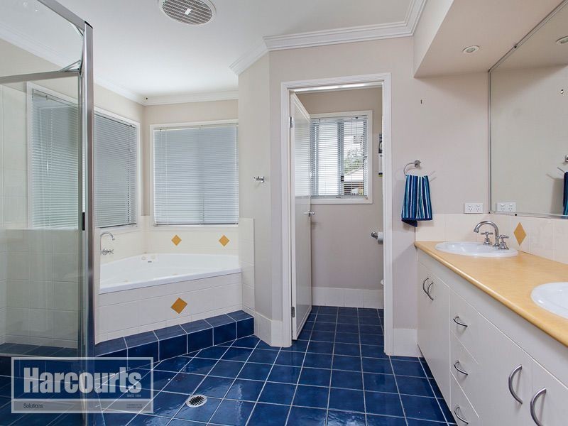 6 Christina Close, Ferny Grove QLD 4055