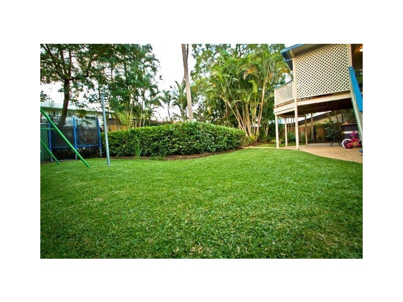 30 Pylara Crescent, Ferny Hills QLD 4055