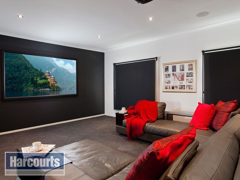 15 Stonehawke Place, The Gap QLD 4061