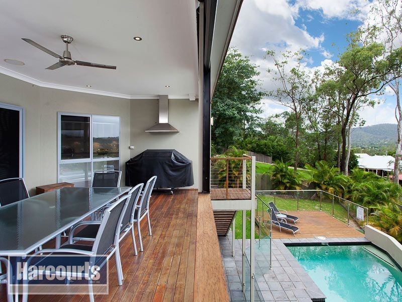 15 Stonehawke Place, The Gap QLD 4061