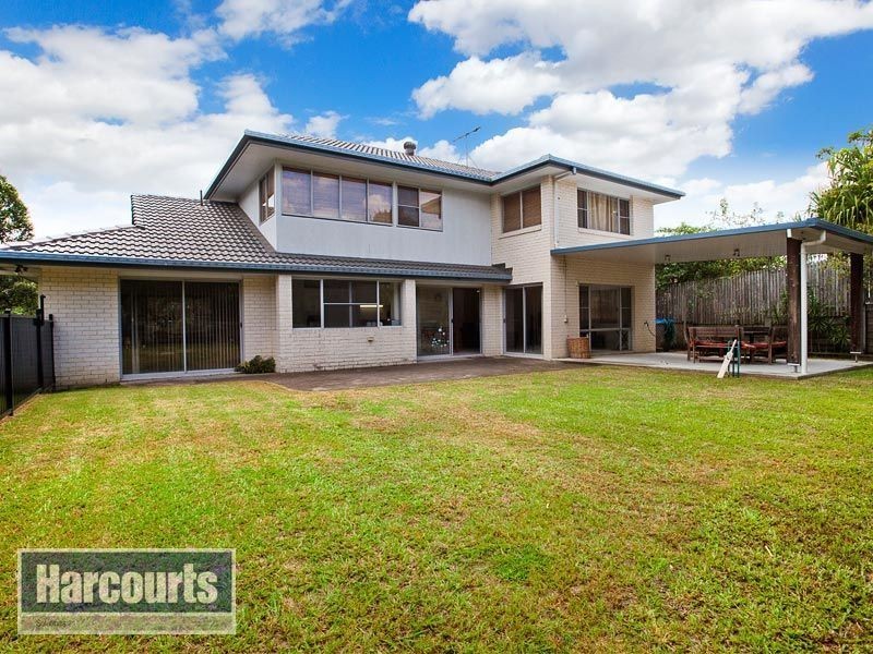 11 Rannoch Place, Ferny Grove QLD 4055