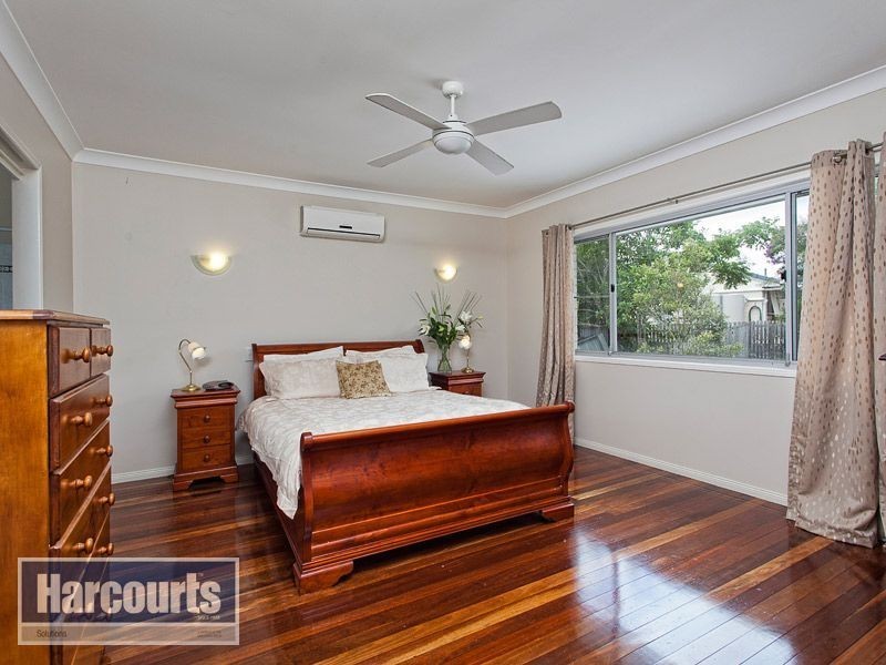 11 Rannoch Place, Ferny Grove QLD 4055