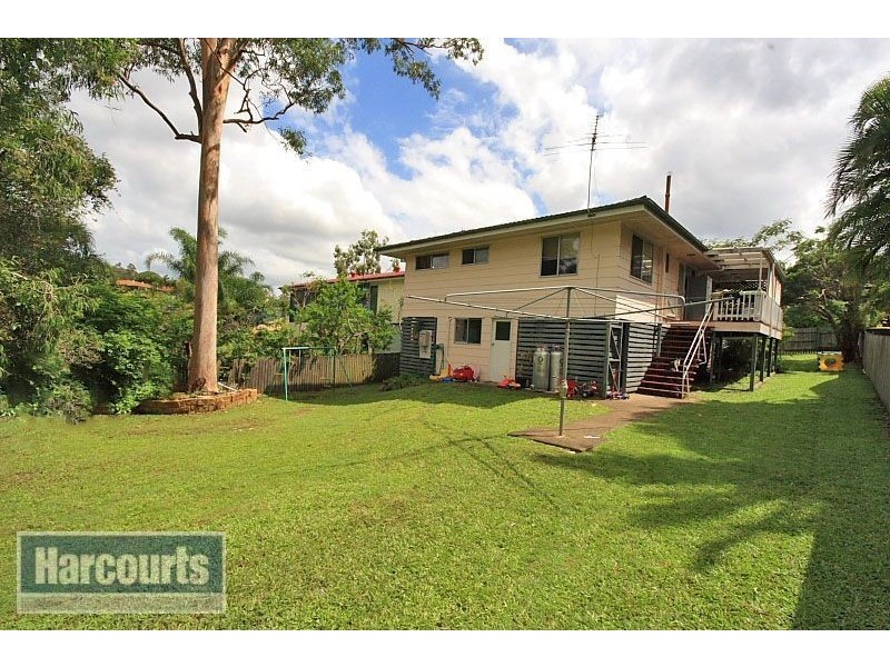 24 Coleraine Street, Ferny Grove QLD 4055