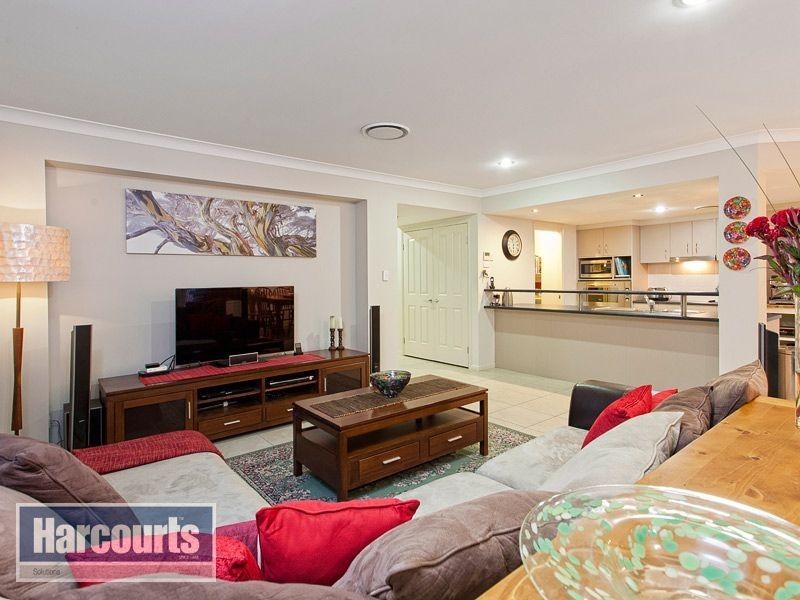 3 Parkwater Close, Upper Kedron QLD 4055