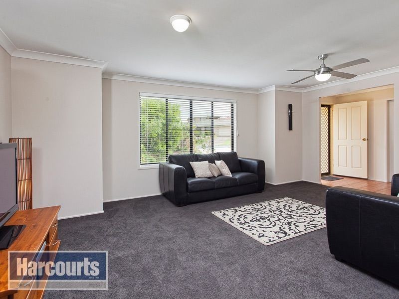 19 Dundee Place, Upper Kedron QLD 4055