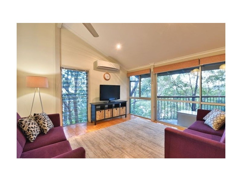 109 Plucks Road, Arana Hills QLD 4054