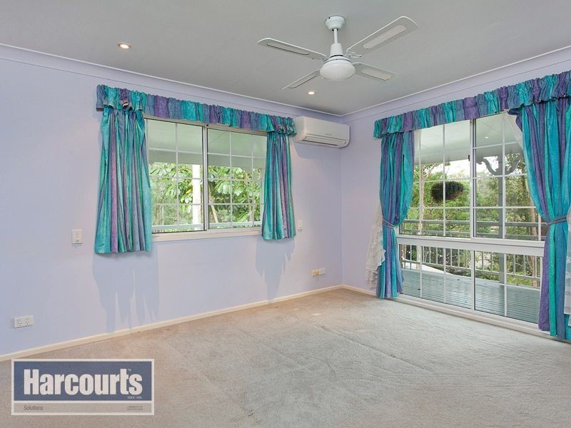 4 Anaheim Court, Ferny Hills QLD 4055