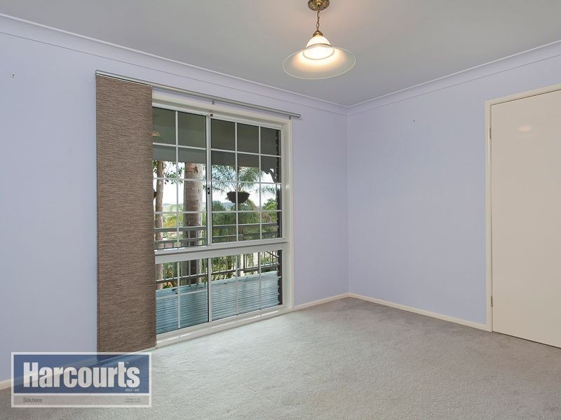 4 Anaheim Court, Ferny Hills QLD 4055