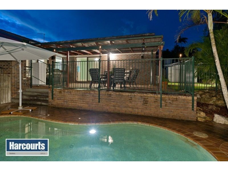 4 Leonarda Drive, Arana Hills QLD 4054