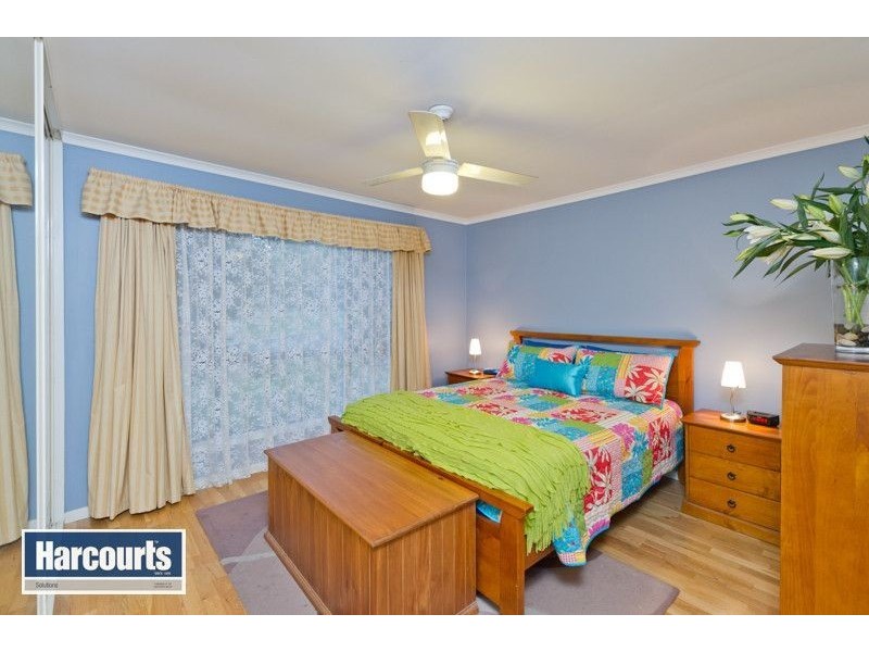 4 Leonarda Drive, Arana Hills QLD 4054