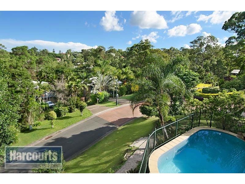 16 Lynwood Court, Ferny Hills QLD 4055