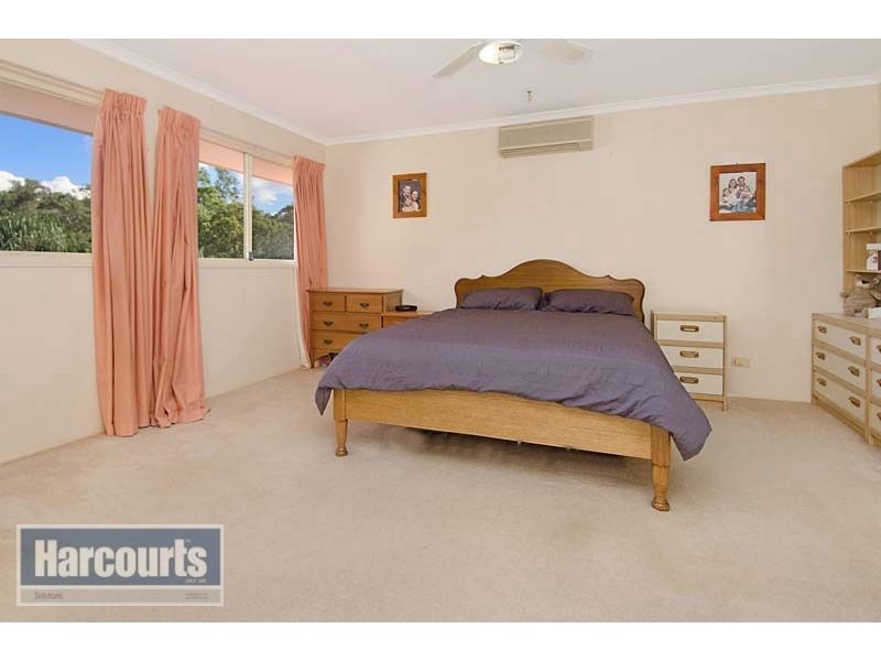 16 Lynwood Court, Ferny Hills QLD 4055