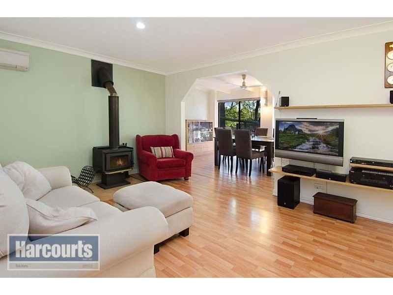 45 Caesar Road, Ferny Hills QLD 4055