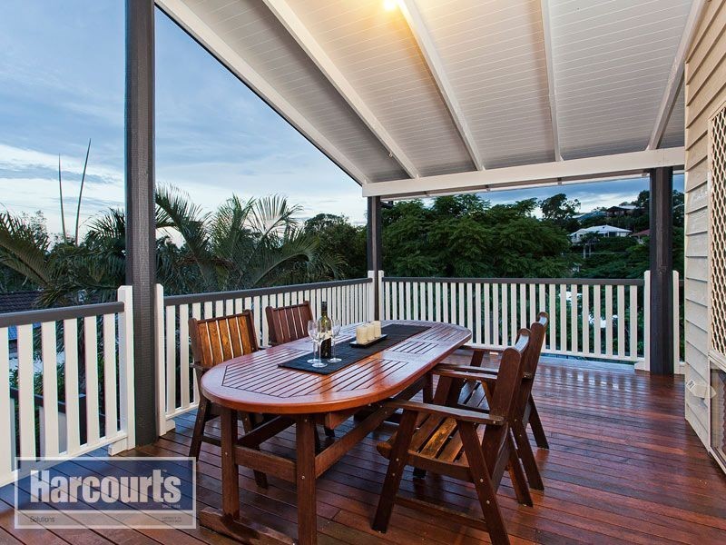 4 Fleetwood Court, Ferny Hills QLD 4055