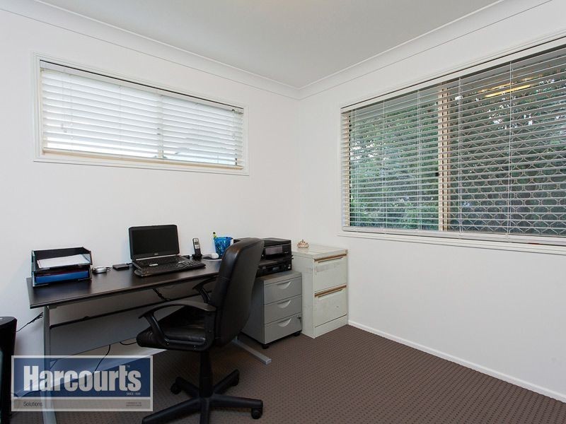 4 Fleetwood Court, Ferny Hills QLD 4055