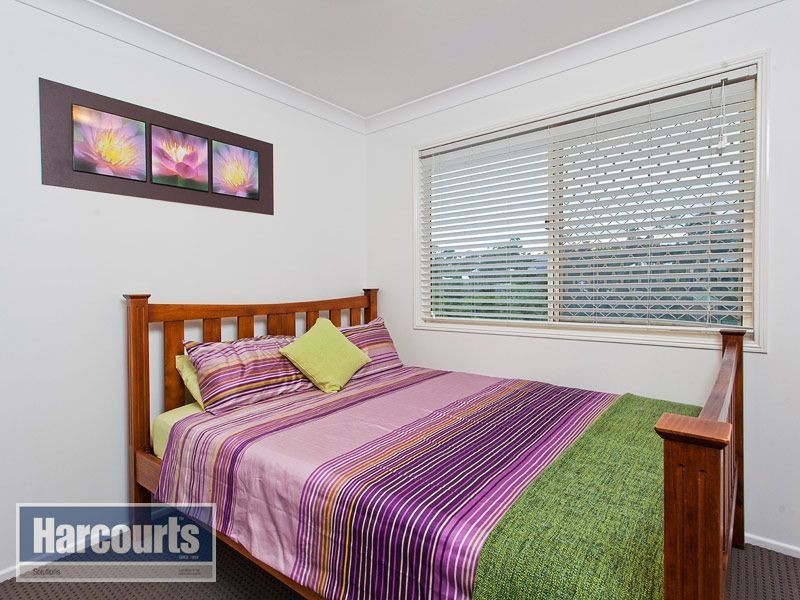 4 Fleetwood Court, Ferny Hills QLD 4055