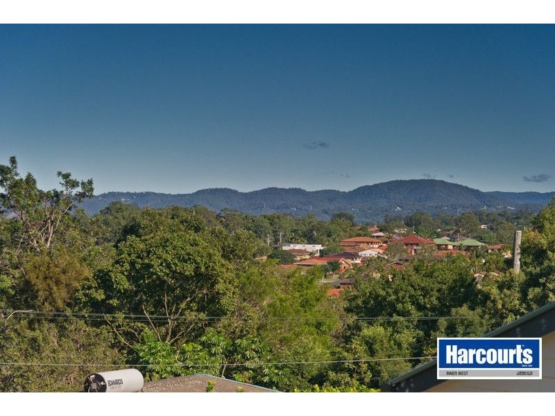 44 Rutherford Street, Stafford Heights QLD 4053