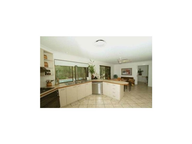 22 Buranda Road, Clear Mountain QLD 4500