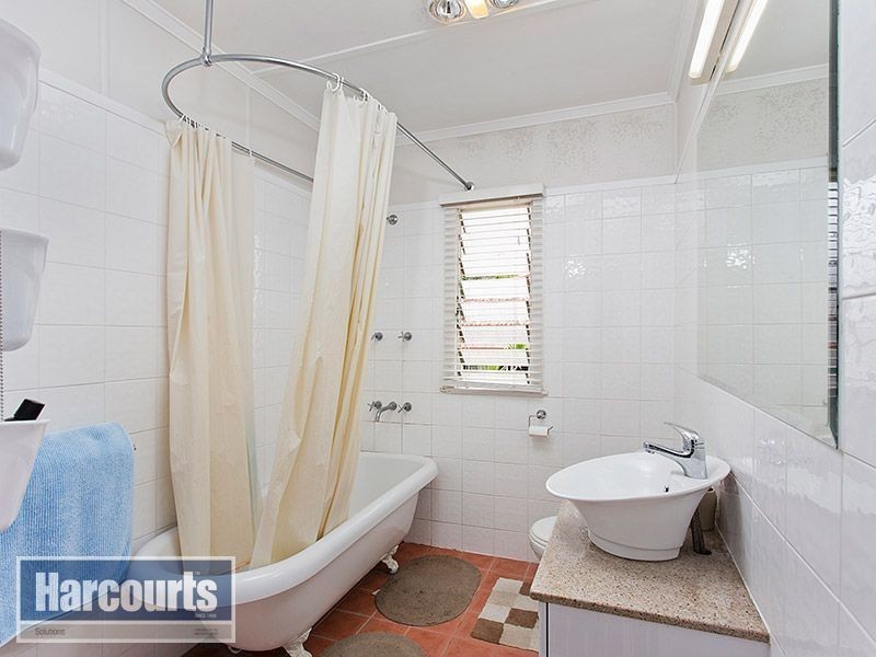 72 Kirwan Street, Keperra QLD 4054