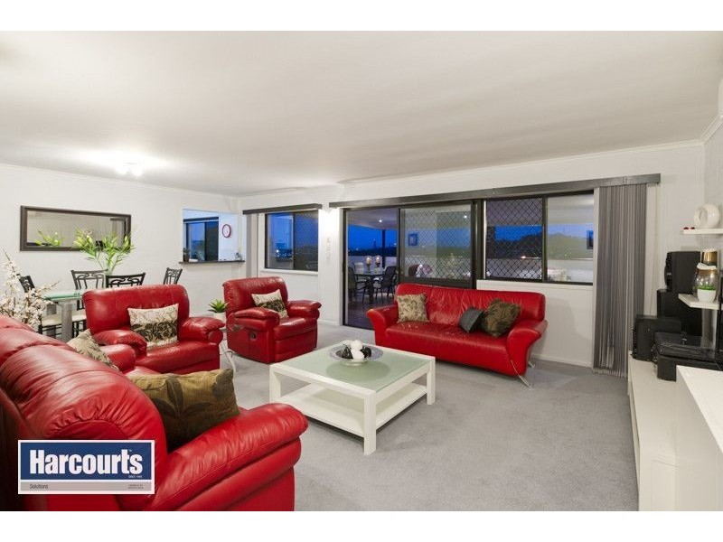 105 Redwood Street, Stafford Heights QLD 4053