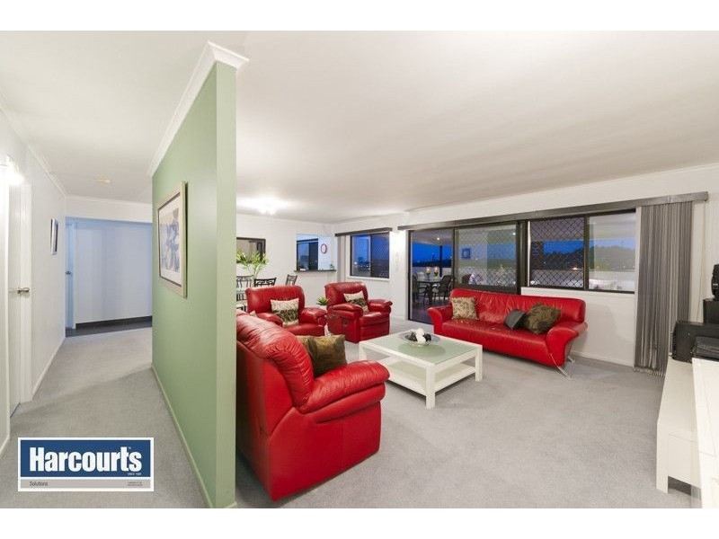 105 Redwood Street, Stafford Heights QLD 4053