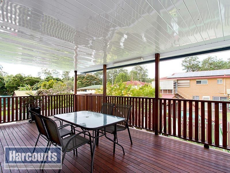 7 Kolora Crescent, Ferny Hills QLD 4055