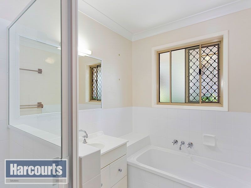 10 Carrick Place, Ferny Grove QLD 4055