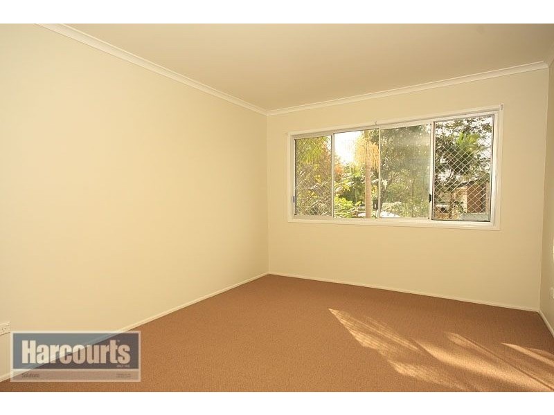 12 Lockrose Street, Mitchelton QLD 4053