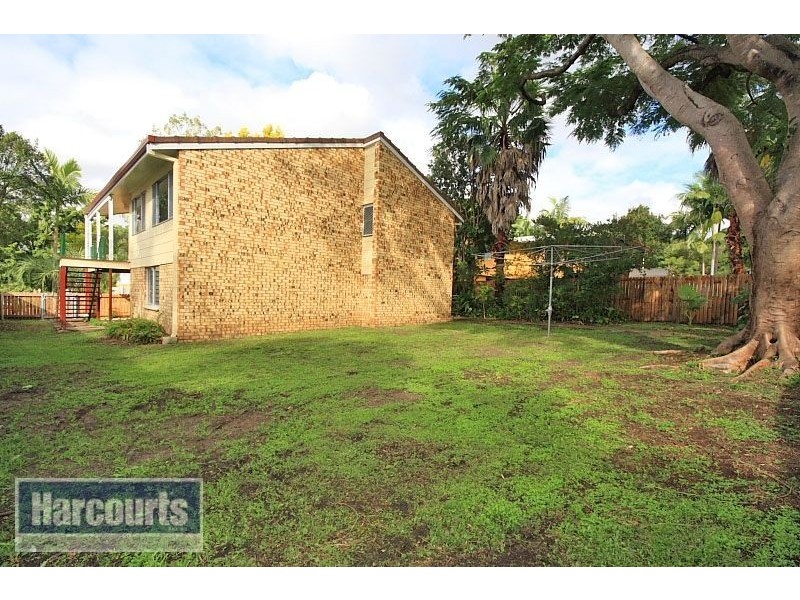 12 Lockrose Street, Mitchelton QLD 4053