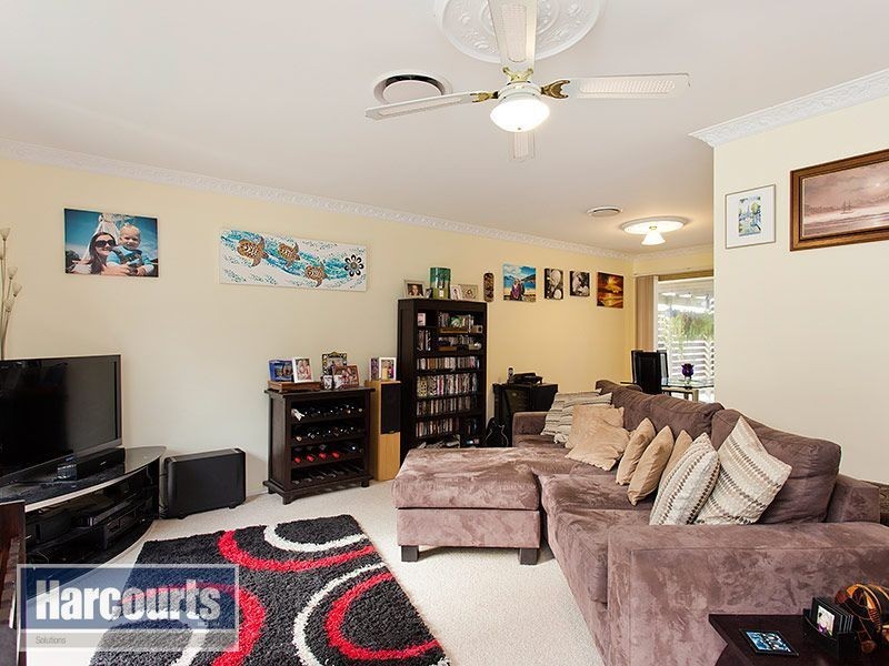 84 Glengarry Road, Keperra QLD 4054