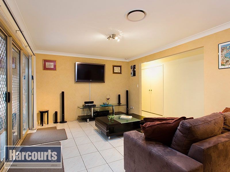 84 Glengarry Road, Keperra QLD 4054