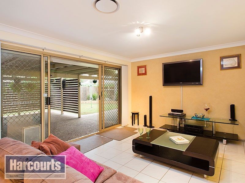 84 Glengarry Road, Keperra QLD 4054