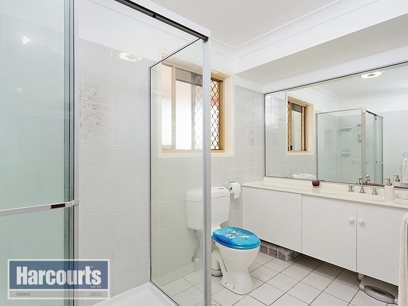 84 Glengarry Road, Keperra QLD 4054