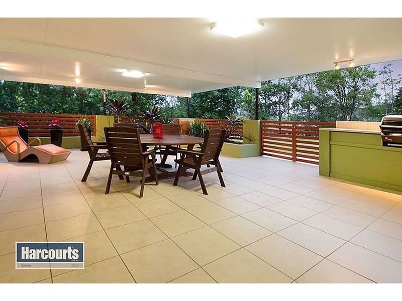 6 Dunoon Court, Ferny Grove QLD 4055