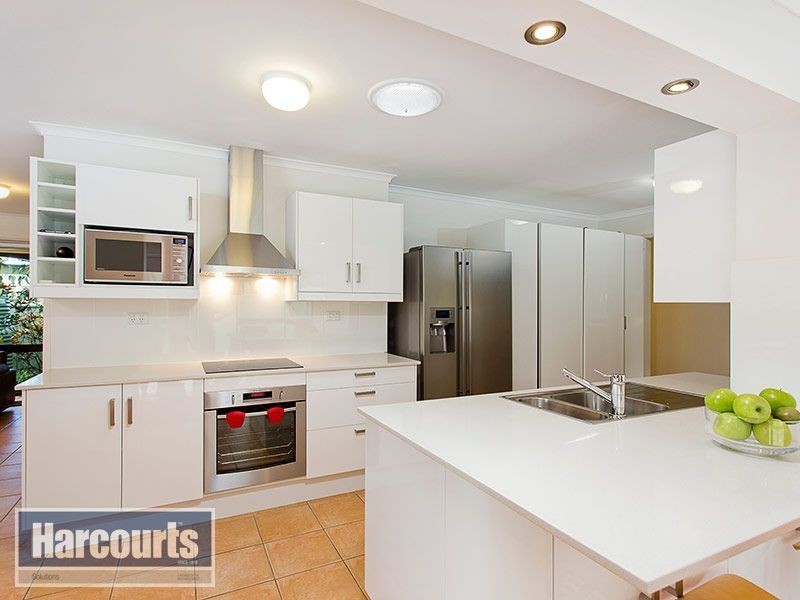 10 Bunowen Street, Ferny Grove QLD 4055