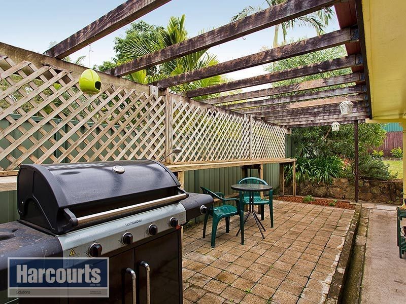 10 Bunowen Street, Ferny Grove QLD 4055