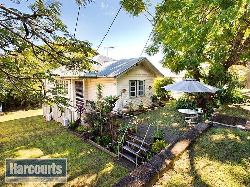 64 Gilston Street, Keperra QLD 4054