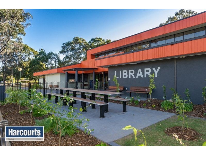 8 Parkview Street, Mitchelton QLD 4053