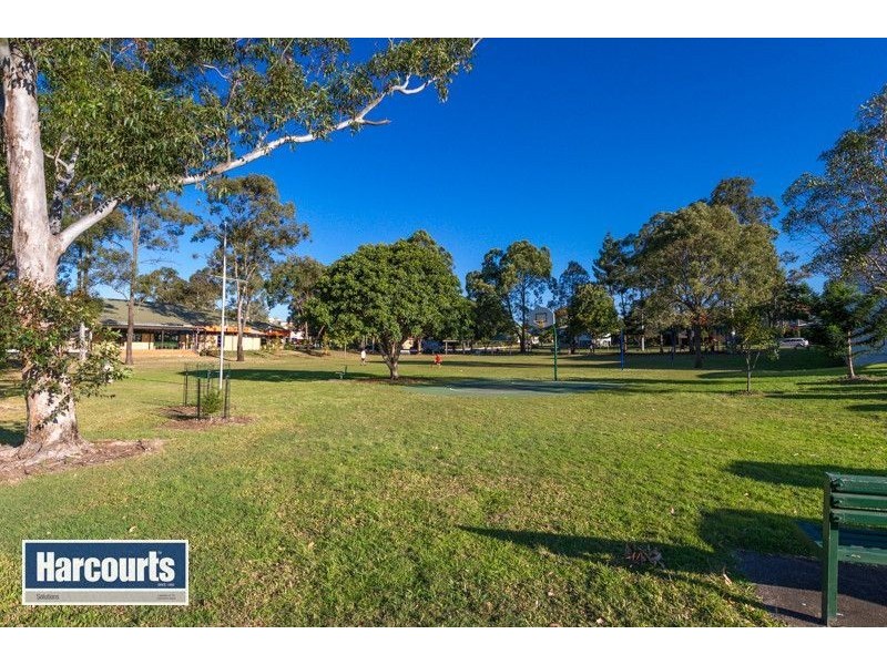 8 Parkview Street, Mitchelton QLD 4053