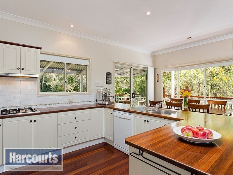 7 Hoare Court, Bunya QLD 4055