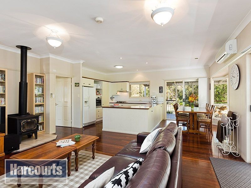 7 Hoare Court, Bunya QLD 4055