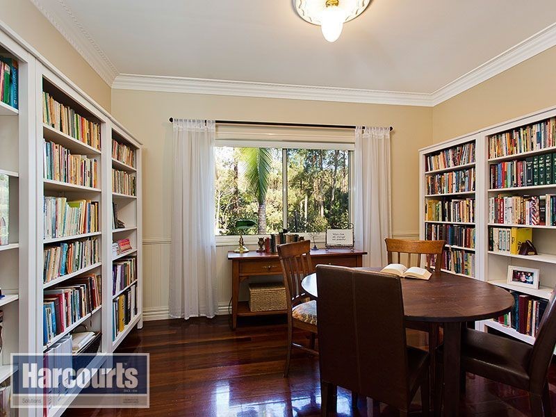 7 Hoare Court, Bunya QLD 4055