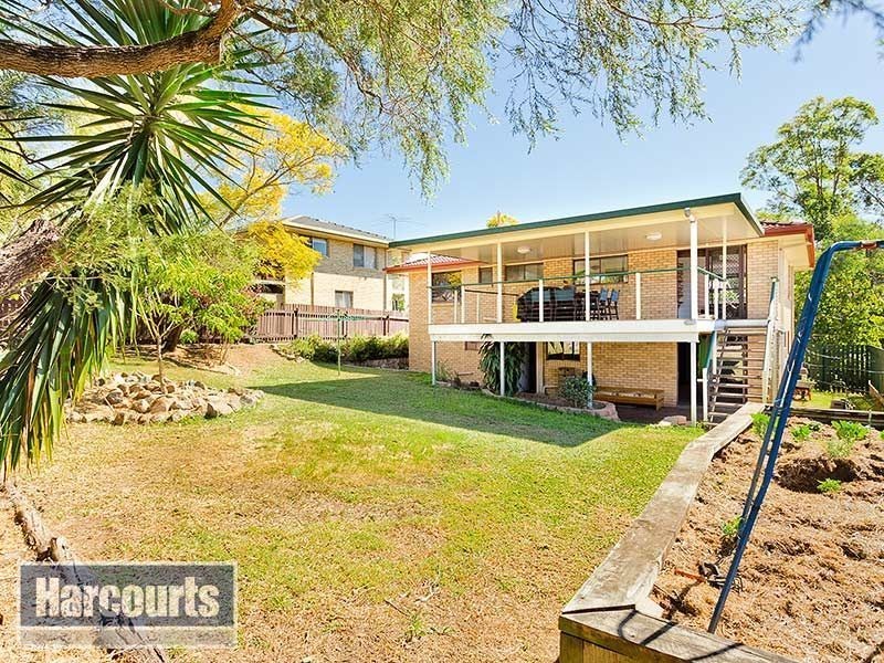 6 Mullacor Street, Ferny Grove QLD 4055