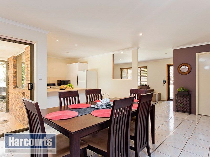 4 Shaun Place, Keperra QLD 4054